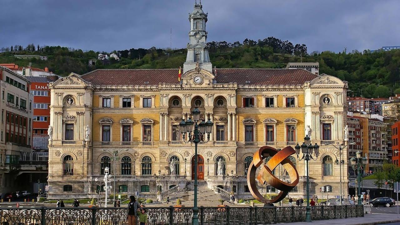 Lux Cityhall + Parking Bilbao Kültér fotó